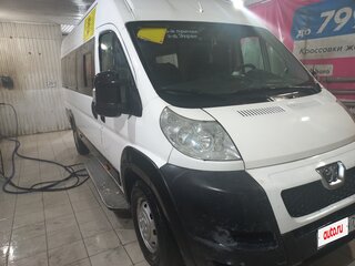 2010 Peugeot Boxer, белый, 699000 рублей, вид 3