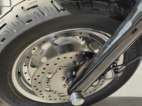 2012 Harley-Davidson Fat Bob, чёрный, 900000 рублей - вид 4