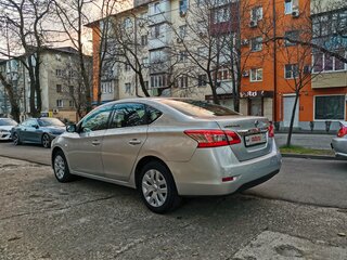 2014 Nissan Sentra VII (B17), серебристый, 980000 рублей, вид 3