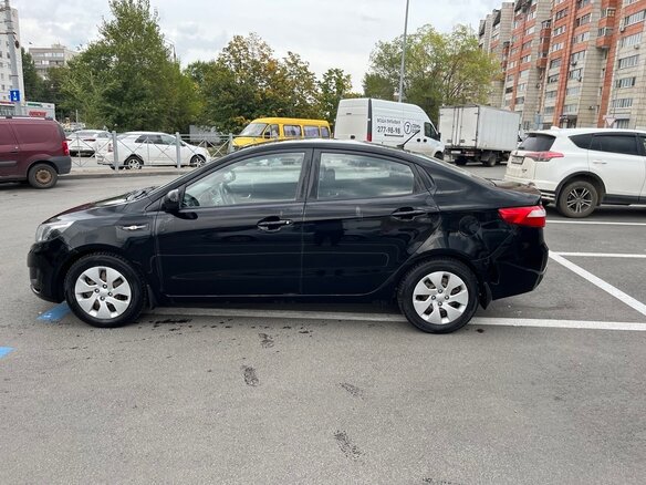 2014 Kia Rio III, чёрный, 770000 рублей - вид 5