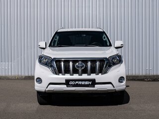 2013 Toyota Land Cruiser Prado 150 Series Рестайлинг 1, белый, 3099000 рублей, вид 3