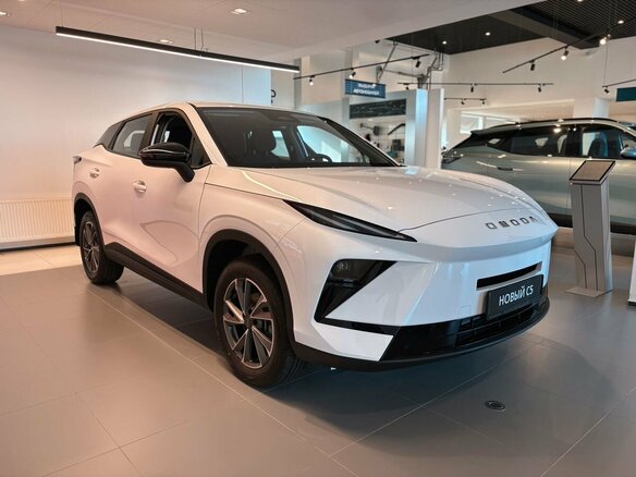 2026 Omoda C5 II, белый, 2399000 рублей - вид 2