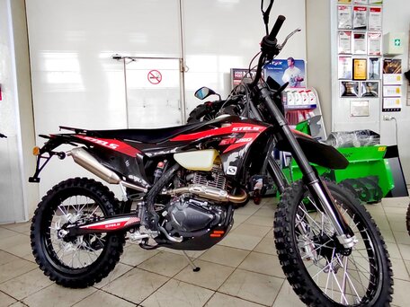 2026 Stels 250 Enduro, чёрный, 164000 рублей, вид 4