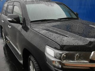 2017 Toyota Land Cruiser 200 Series Рестайлинг 2, чёрный, 6500000 рублей, вид 3