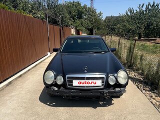 1999 Mercedes-Benz E-Класс 240 II (W210, S210), синий, 550000 рублей, вид 1
