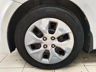 2014 Hyundai Solaris I Рестайлинг, серебристый, 625310 рублей, вид 4