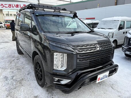 Mitsubishi Delica D:5 I Рестайлинг
