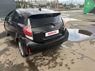 2017 Toyota Aqua I Рестайлинг 2, чёрный, 980000 рублей, вид 4