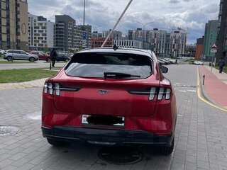 2021 Ford Mustang Mach-E 75 kWh I, красный, 4300000 рублей, вид 4