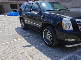 2013 Cadillac Escalade III, чёрный, 2500000 рублей, вид 3