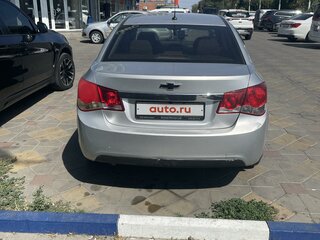 2012 Chevrolet Cruze I, серебристый, 750000 рублей, вид 2