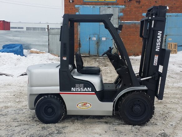 2007 Nissan серия J, серебристый