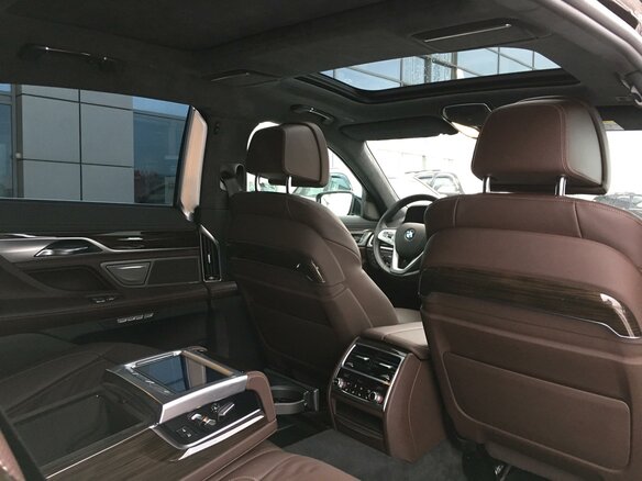 2015 BMW 7 серии 730Ld xDrive VI (G11/G12), чёрный - вид 14