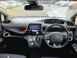 2018 Toyota Sienta II, чёрный, 1250000 рублей, вид 5
