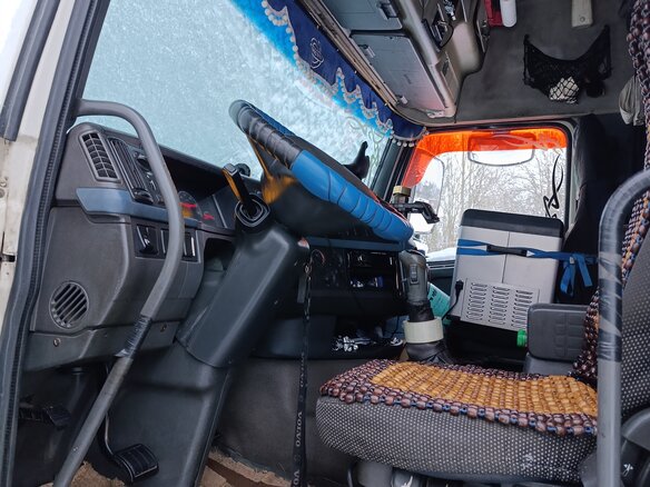 2006 Volvo FH, белый, 2250000 рублей - вид 16