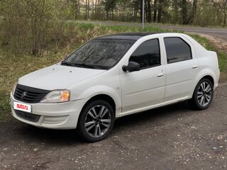 2015 Renault Logan I Рестайлинг, белый, 500000 рублей, вид 2