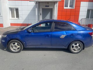 2009 Kia Cerato 4-speed II, синий, 600000 рублей, вид 2