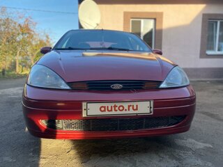2001 Ford Focus I (North America), красный, 340000 рублей, вид 3