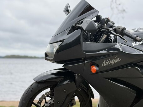 2008 Kawasaki Ninja 250R, чёрный, 260000 рублей, вид 2