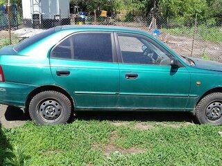2000 Hyundai Accent II, зелёный, 300000 рублей, вид 2