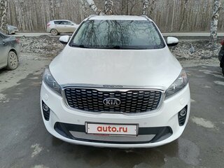 2019 Kia Sorento III Prime Рестайлинг, белый, 2900000 рублей, вид 1