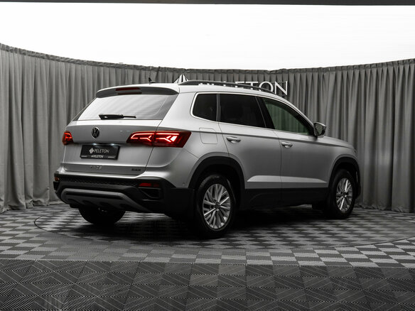 2021 Volkswagen Taos I, серебристый, 2745000 рублей - вид 4
