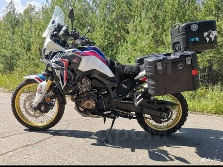 2016 Honda CRF 1000L Africa Twin, белый, 800000 рублей, вид 4