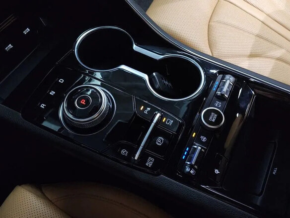 2021 Kia K5 III, серый, 2650000 рублей - вид 16