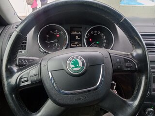 2012 Skoda Yeti I, белый, 780000 рублей, вид 4