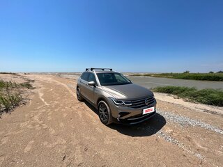 2021 Volkswagen Tiguan II Рестайлинг, бежевый, 3820000 рублей, вид 5