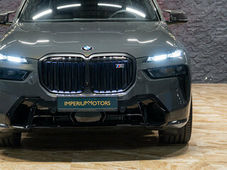 2026 BMW X7 M60i I (G07) Рестайлинг, серый, 22290000 рублей, вид 3
