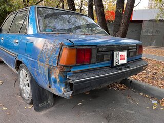 1986 Toyota Carina IV (T150), синий, 100000 рублей, вид 2