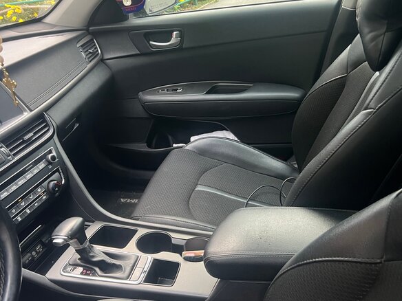 2018 Kia Optima IV, чёрный, 1100000 рублей - вид 3