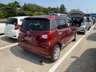 2023 Toyota Passo III Рестайлинг, пурпурный, 709776 рублей, вид 4