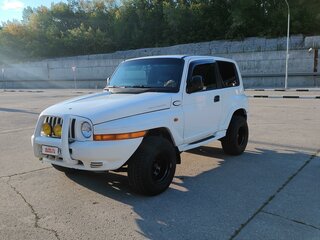 2004 SsangYong Korando II, белый, 1100000 рублей, вид 1