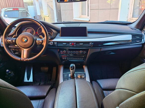 2017 BMW X5 40d III (F15), белый, 5390000 рублей - вид 23