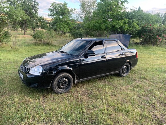 2014 Lada (ВАЗ) Priora I Рестайлинг, чёрный, 675000 рублей
