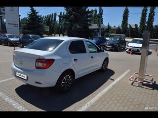 2017 Renault Logan II, белый, 1000000 рублей, вид 2