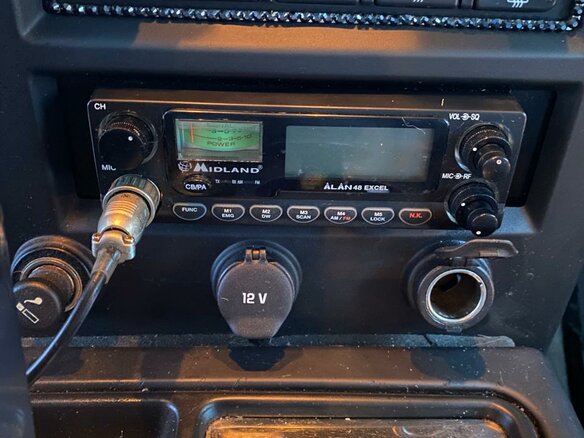 2005 Hummer H2 I, бежевый, 2121000 рублей - вид 11