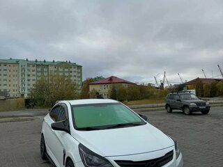 2015 Hyundai Solaris I Рестайлинг, белый, 1100000 рублей, вид 4