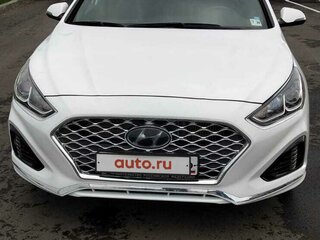 2019 Hyundai Sonata VII (LF) Рестайлинг, белый, 2300000 рублей, вид 1