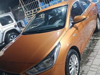 2017 Hyundai Solaris II, оранжевый, 1350000 рублей, вид 1