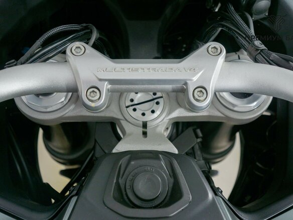 2021 Ducati Multistrada V4, серый, 1799000 рублей - вид 11