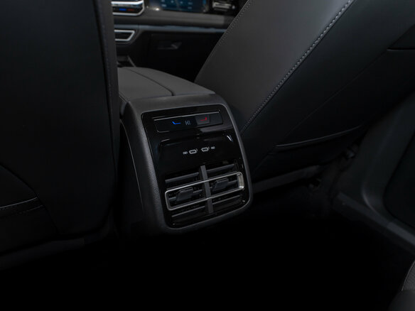 2026 Volkswagen Tiguan L Pro III (China Market), серый, 5100000 рублей - вид 13
