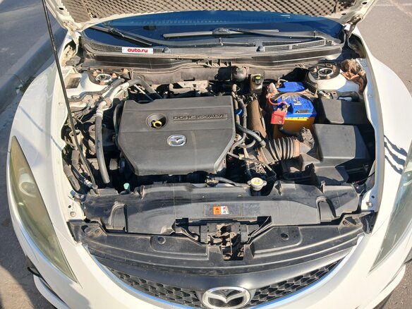 2010 Mazda 6 II (GH) Рестайлинг, белый, 700000 рублей - вид 9