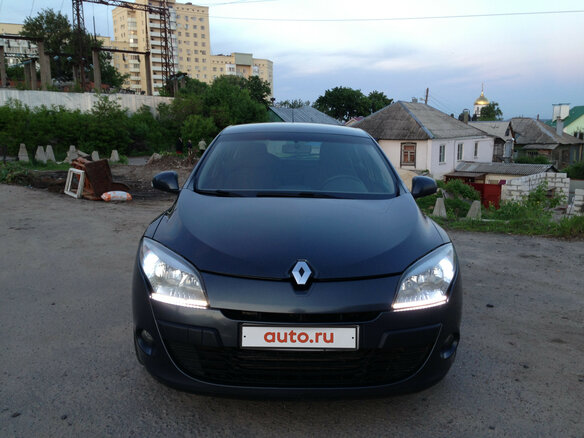 2009 Renault Megane III, серый - вид 4