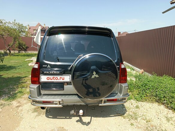 2004 Mitsubishi Pajero III Рестайлинг, чёрный, 1100000 рублей - вид 2