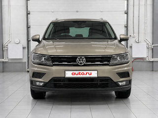 2020 Volkswagen Tiguan II, бежевый, 3300000 рублей, вид 2
