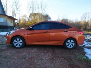 2015 Hyundai Solaris I Рестайлинг, оранжевый, 1500000 рублей, вид 4