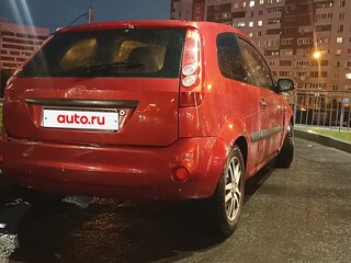 2006 Ford Fiesta Mk5, красный, 235000 рублей, вид 4